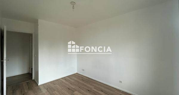 Location Appartement 4 pièces 77.56 m² - Saint-ouen-l'aumône 95310