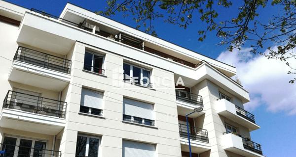 Location Appartement 4 pièces 89.84 m² - Clamart 92140