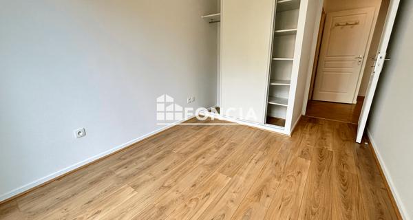 Location Appartement 4 pièces 89.84 m² - Clamart 92140