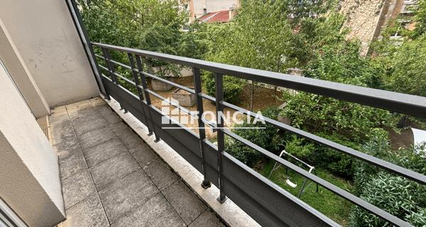 Location Appartement 4 pièces 89.84 m² - Clamart 92140