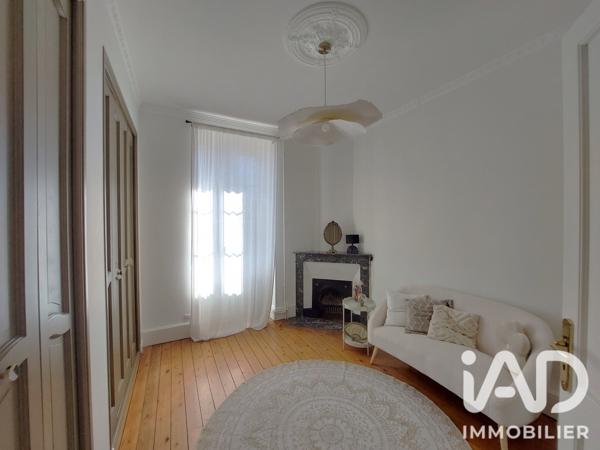 Maison à vendre 7 pièces 183 m² Le Creusot
