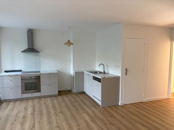 Appartement T4 rénové, lumineux, avec loggia et terrasse - Mérignac