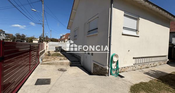 Location Maison 4 pièces 84.88 m² - Sainte-geneviève-des-bois 91700