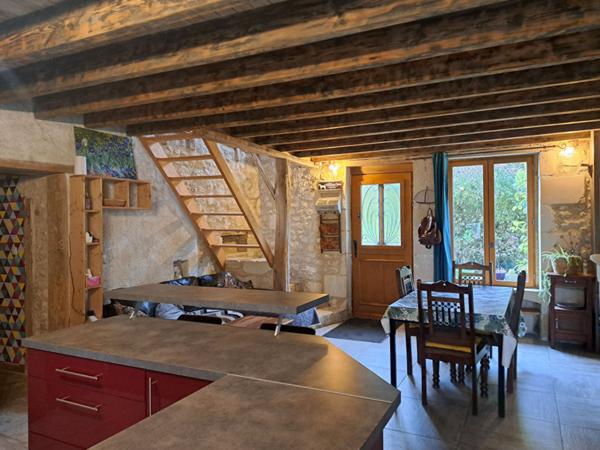 CHARMANTE MAISON ANCIENNE