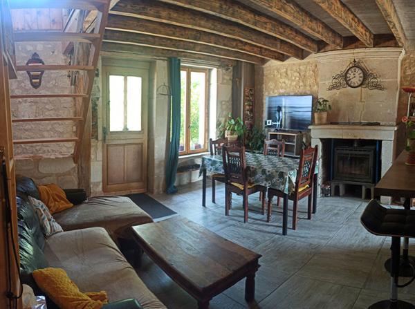 CHARMANTE MAISON ANCIENNE