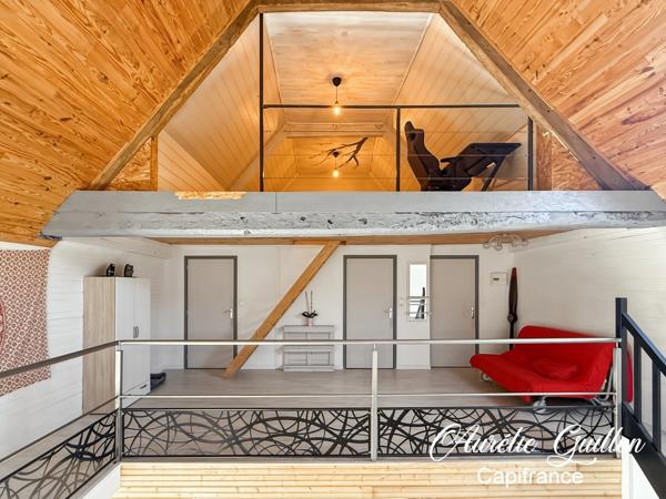 LONGÈRE RÉNOVÉE 165 m² – LUMINEUSE, VOLUMES EXCEPTIONNELS ET CHARME DE LA PIERRE