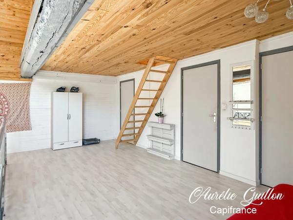 LONGÈRE RÉNOVÉE 165 m² – LUMINEUSE, VOLUMES EXCEPTIONNELS ET CHARME DE LA PIERRE
