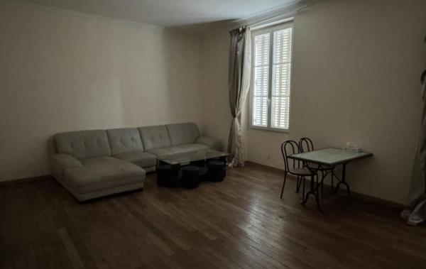 Vente Immeuble commercial avec logement Saint-amand-montrond   