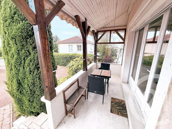 Maison à vendre  5 pièces - 130 m 2   CHATENOY LE ROYAL  - 71