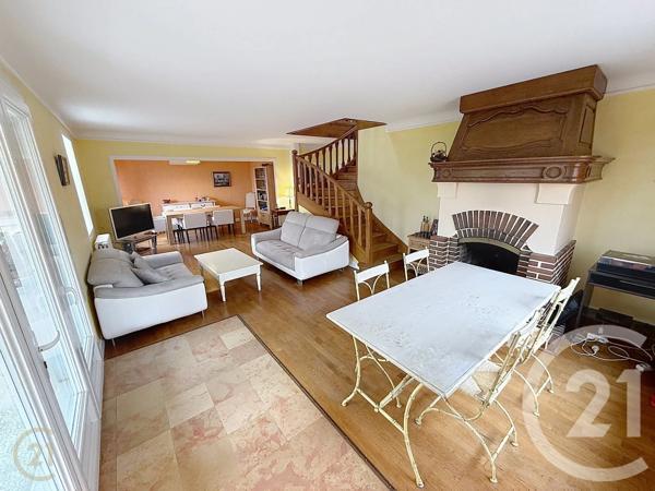 Maison à vendre  5 pièces - 130 m 2   CHATENOY LE ROYAL  - 71
