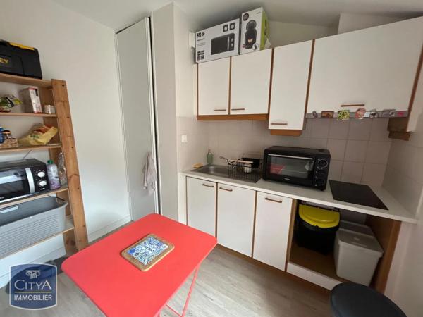 Appartement à louer 2 pièces 45.76m² Buxerolles (86180)