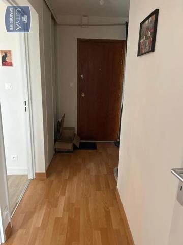 Appartement à louer 2 pièces 45.76m² Buxerolles (86180)