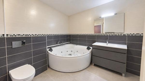 Appartement 5 pièces avec grande terrasse et parking – Exclusivité