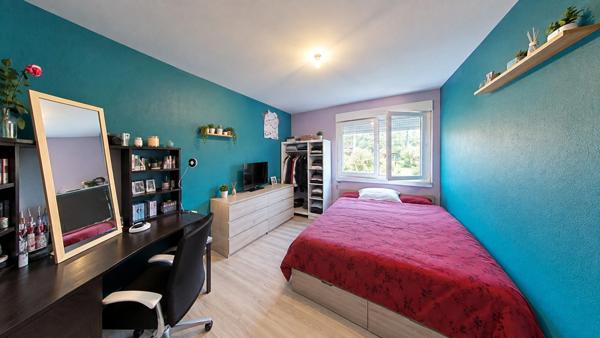 Appartement 5 pièces avec grande terrasse et parking – Exclusivité