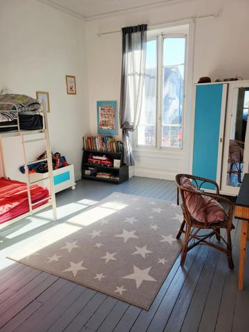 A 3 MN DE BESSINES - COUP DE COEUR POUR CETTE BELLE MAISON DE CARACTERE AVEC JOLI JARDIN ET PISCINE