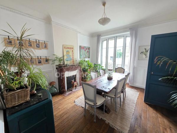 A 3 MN DE BESSINES - COUP DE COEUR POUR CETTE BELLE MAISON DE CARACTERE AVEC JOLI JARDIN ET PISCINE