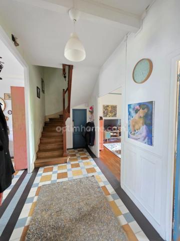 A 3 MN DE BESSINES - COUP DE COEUR POUR CETTE BELLE MAISON DE CARACTERE AVEC JOLI JARDIN ET PISCINE