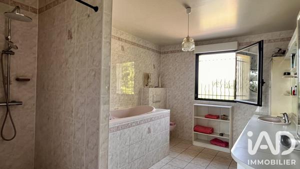 Maison à vendre 7 pièces 235 m² Sept-Sorts