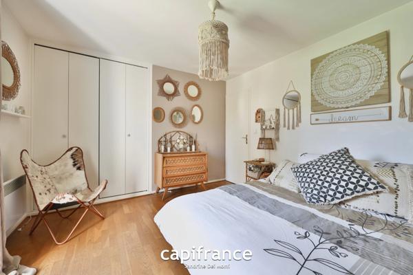 Maison 8 pièces TASSIN LE BOURG (69) de 157m² avec piscine, sous sol et garage - Parcelle de 817m²