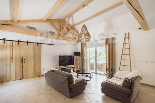 Villa 4 pièce(s) 3 chambre(s) 177 m²