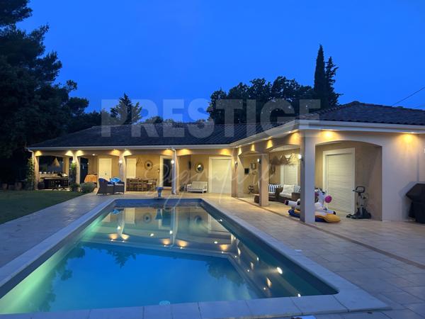 Villa 4 pièce(s) 3 chambre(s) 177 m²