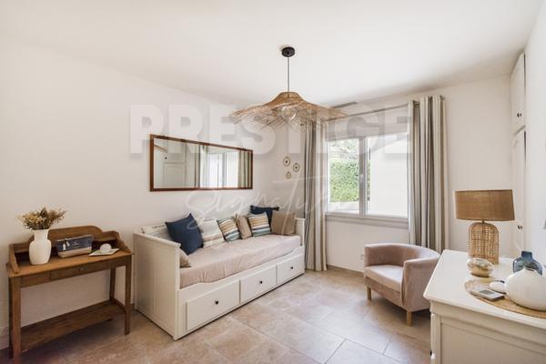 Villa 4 pièce(s) 3 chambre(s) 177 m²