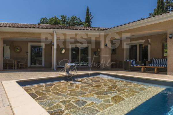 Villa 4 pièce(s) 3 chambre(s) 177 m²