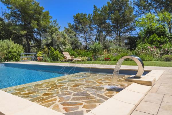 Villa 4 pièce(s) 3 chambre(s) 177 m²