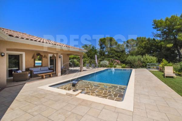 Villa 4 pièce(s) 3 chambre(s) 177 m²