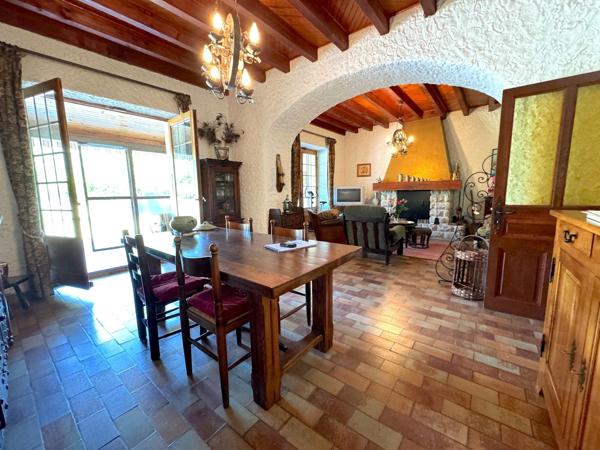 Maison 3 pièces 147 m²