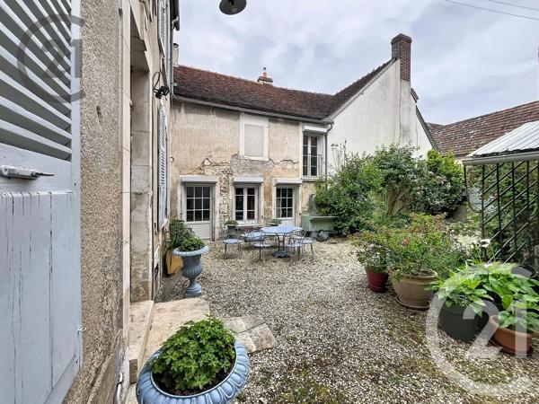 Maison à vendre  4 pièces - 119 m 2   COULANGES LA VINEUSE  - 89
