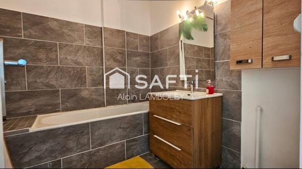 "Bel appartement proche centre-ville et toutes commodités"