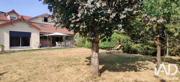 Maison à vendre 7 pièces 152,17 m² Neuilly-sur-Marne