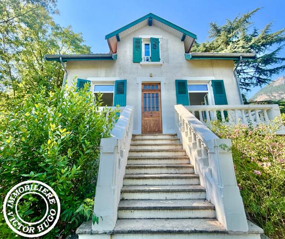MAISON FAMILIALE À RÉNOVER – AVENUE DE L'EYGALA – CORENC MONTFLEURY