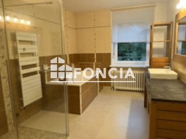 À vendre Maison 6 pièces 130 m² - Chierry 02400