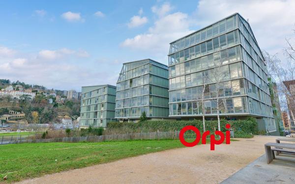 Appartement à vendre    4 pièces • 95,02 m2 Lyon 2