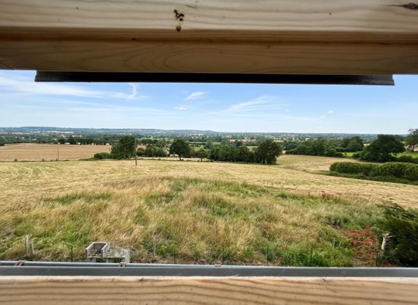 ? Entre Saint-Sever et Villedieu-les-Poêles, découvrez cet ensemble immobilier en pierre offrant deux logements indépendants, un fort potentiel d'aménagement et un cadre de vie paisible sur environ 6 000 m² de terrain. ? Amoureux de la pierre et des projets à fort potentiel, laissez-vous séduire par cet ensemble immobilier de caractère composé de deux habitations indépendantes au cœur d'un environnement verdoyant. ? Investissement locatif, projet familial ou résidence principale : cet ensemble immobilier en pierre de 130 m² offre de multiples possibilités dans un cadre calme et recherché. ? Une opportunité rare entre Saint-Sever et Villedieu-les-Poêles : deux maisons en pierre réunissables, un grand terrain et un potentiel exceptionnel à exploiter. ? Charme de l'ancien, potentiel d'évolution et environnement paisible : découvrez cet ensemble immobilier en pierre idéal pour concrétiser tous vos projets.
