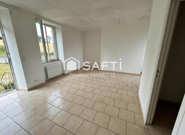 ? Entre Saint-Sever et Villedieu-les-Poêles, découvrez cet ensemble immobilier en pierre offrant deux logements indépendants, un fort potentiel d'aménagement et un cadre de vie paisible sur environ 6 000 m² de terrain. ? Amoureux de la pierre et des projets à fort potentiel, laissez-vous séduire par cet ensemble immobilier de caractère composé de deux habitations indépendantes au cœur d'un environnement verdoyant. ? Investissement locatif, projet familial ou résidence principale : cet ensemble immobilier en pierre de 130 m² offre de multiples possibilités dans un cadre calme et recherché. ? Une opportunité rare entre Saint-Sever et Villedieu-les-Poêles : deux maisons en pierre réunissables, un grand terrain et un potentiel exceptionnel à exploiter. ? Charme de l'ancien, potentiel d'évolution et environnement paisible : découvrez cet ensemble immobilier en pierre idéal pour concrétiser tous vos projets.