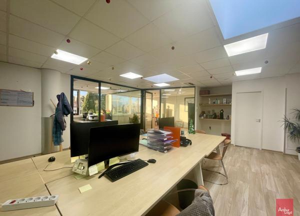 Surfaces de bureaux à louer - Ville Active - Nîmes