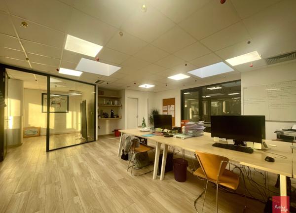 Surfaces de bureaux à louer - Ville Active - Nîmes