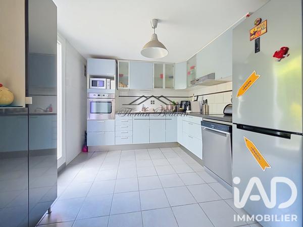 Maison à vendre 5 pièces 106,42 m² Émerainville