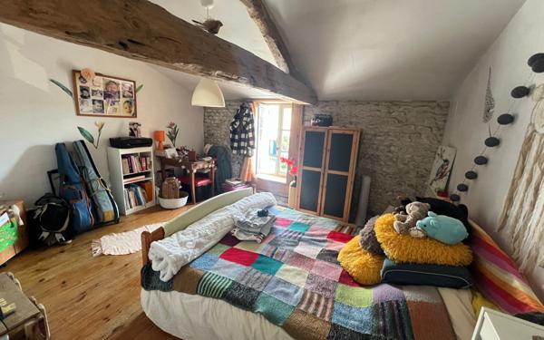 Maison à vendre    4 pièces •  Semussac