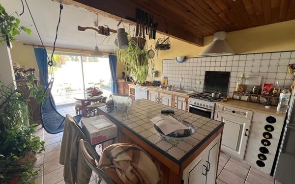 Maison à vendre    4 pièces •  Semussac