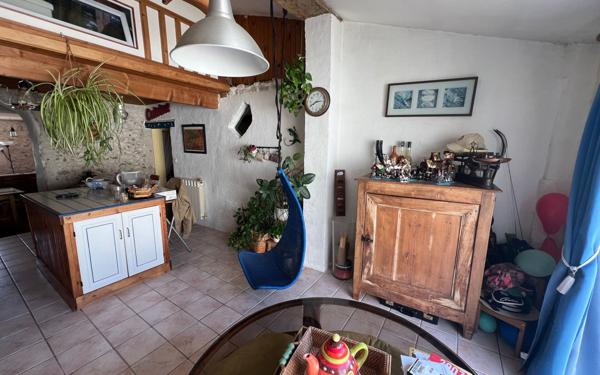 Maison à vendre    4 pièces •  Semussac