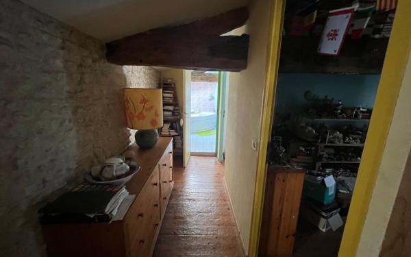 Maison à vendre    4 pièces •  Semussac