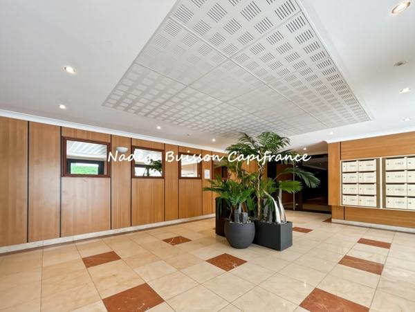 Appartement 2 pièces DEAUVILLE 43,48 m² - terrasse plein sud de 20 m²-box fermé- plage à pied
