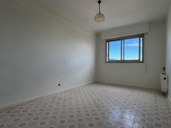 Vente / Appartement T3 à Le Cannet (06110)