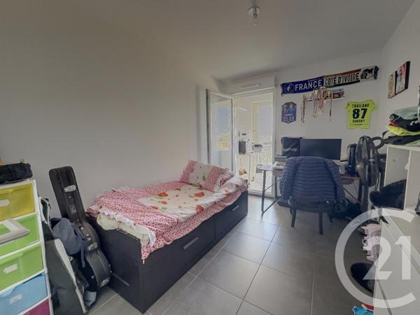 Appartement F4 à vendre  4 pièces - 74,71 m2 MARSEILLE - 13013