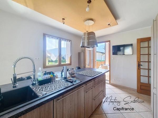 Maison à vendre 6 pièces MARIGNIER (74)