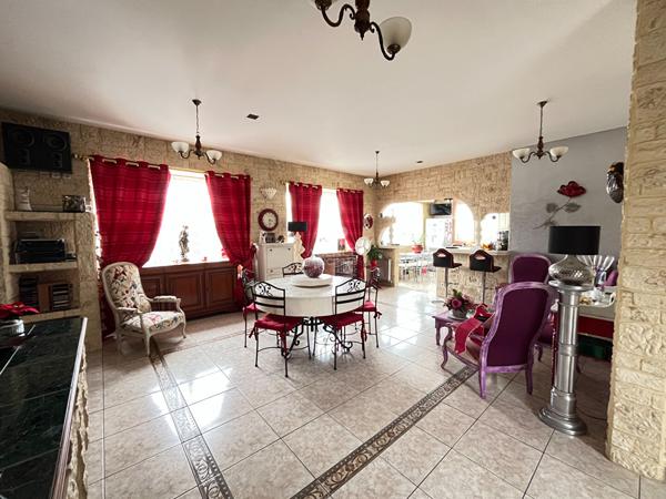 Immeuble Conflans Sainte Honorine 1 250 000 € **  - Référence  8080